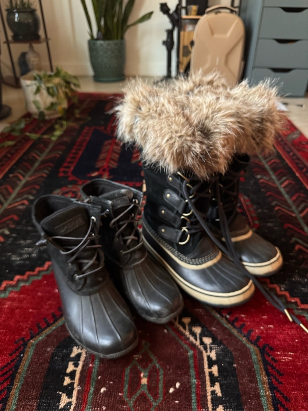 Sorel Women's Black Faux-Fur Trim Winter Boots